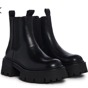 NWOT Lady Go Diva Doll’s Kill ANKLE BOOTS 8 Black